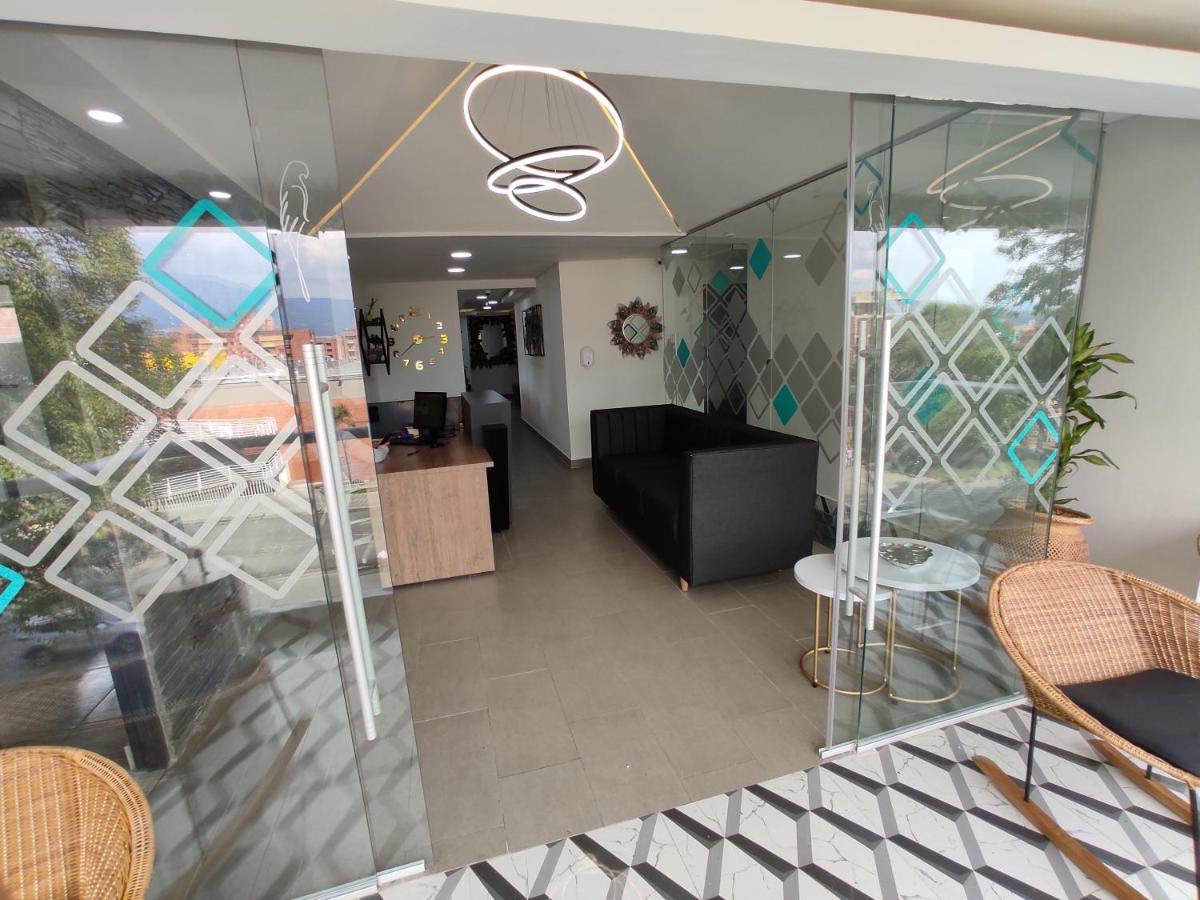 Hostel Boutique Nido De Loros Medellín Dış mekan fotoğraf
