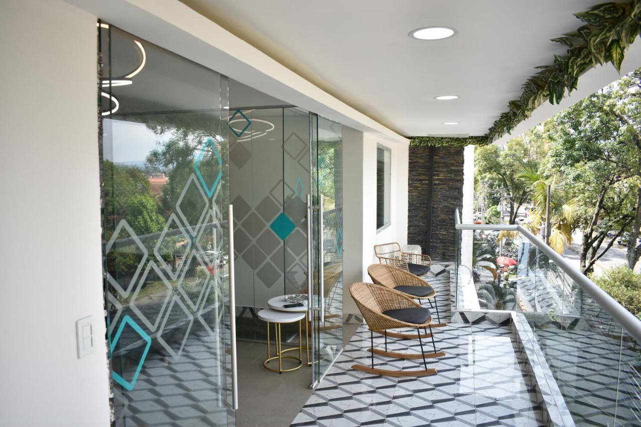 Hostel Boutique Nido De Loros Medellín Dış mekan fotoğraf