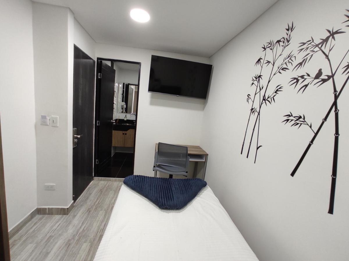 Hostel Boutique Nido De Loros Medellín Dış mekan fotoğraf