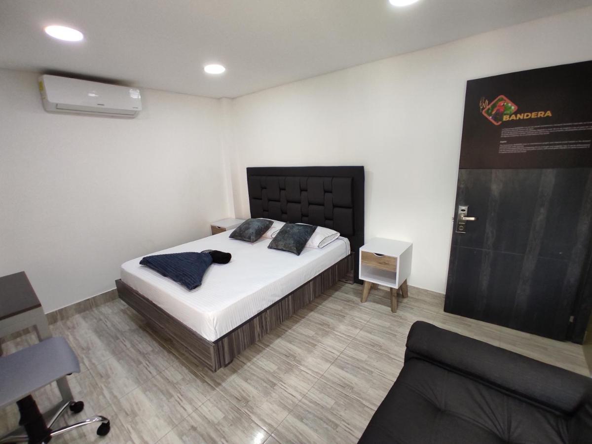 Hostel Boutique Nido De Loros Medellín Dış mekan fotoğraf