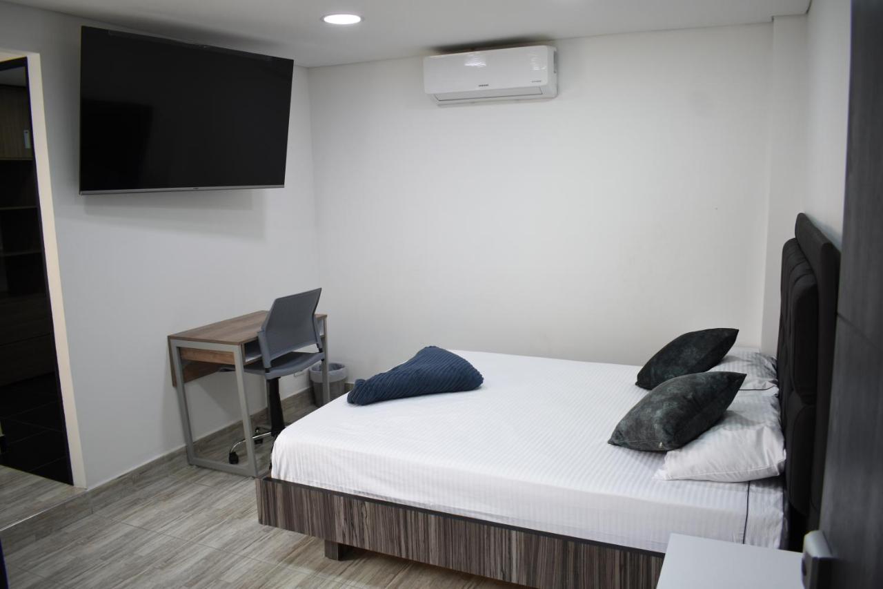 Hostel Boutique Nido De Loros Medellín Dış mekan fotoğraf