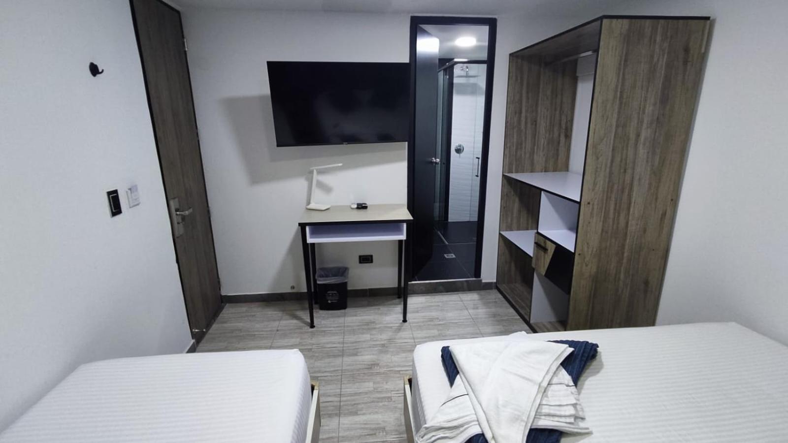 Hostel Boutique Nido De Loros Medellín Dış mekan fotoğraf