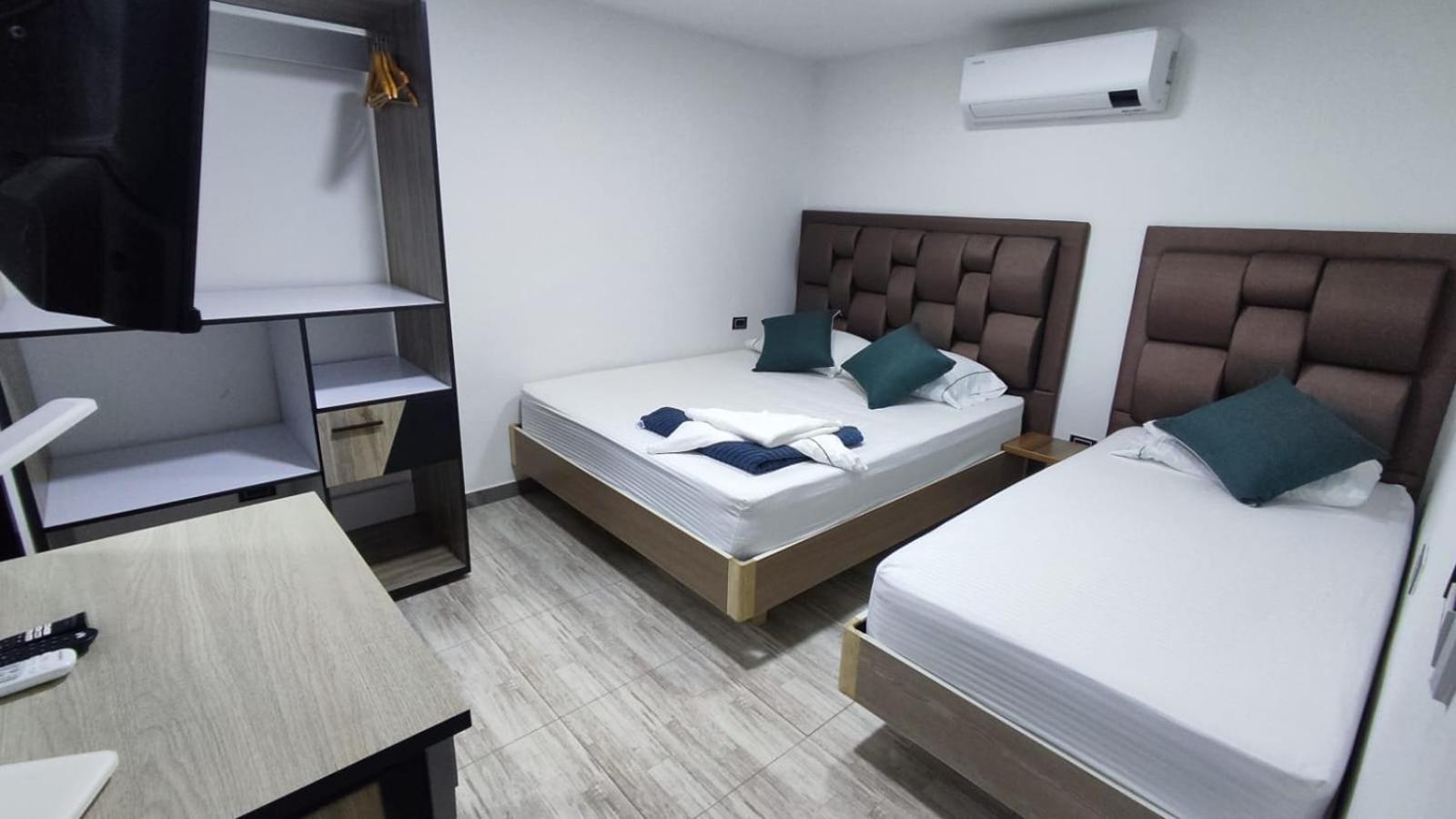 Hostel Boutique Nido De Loros Medellín Dış mekan fotoğraf