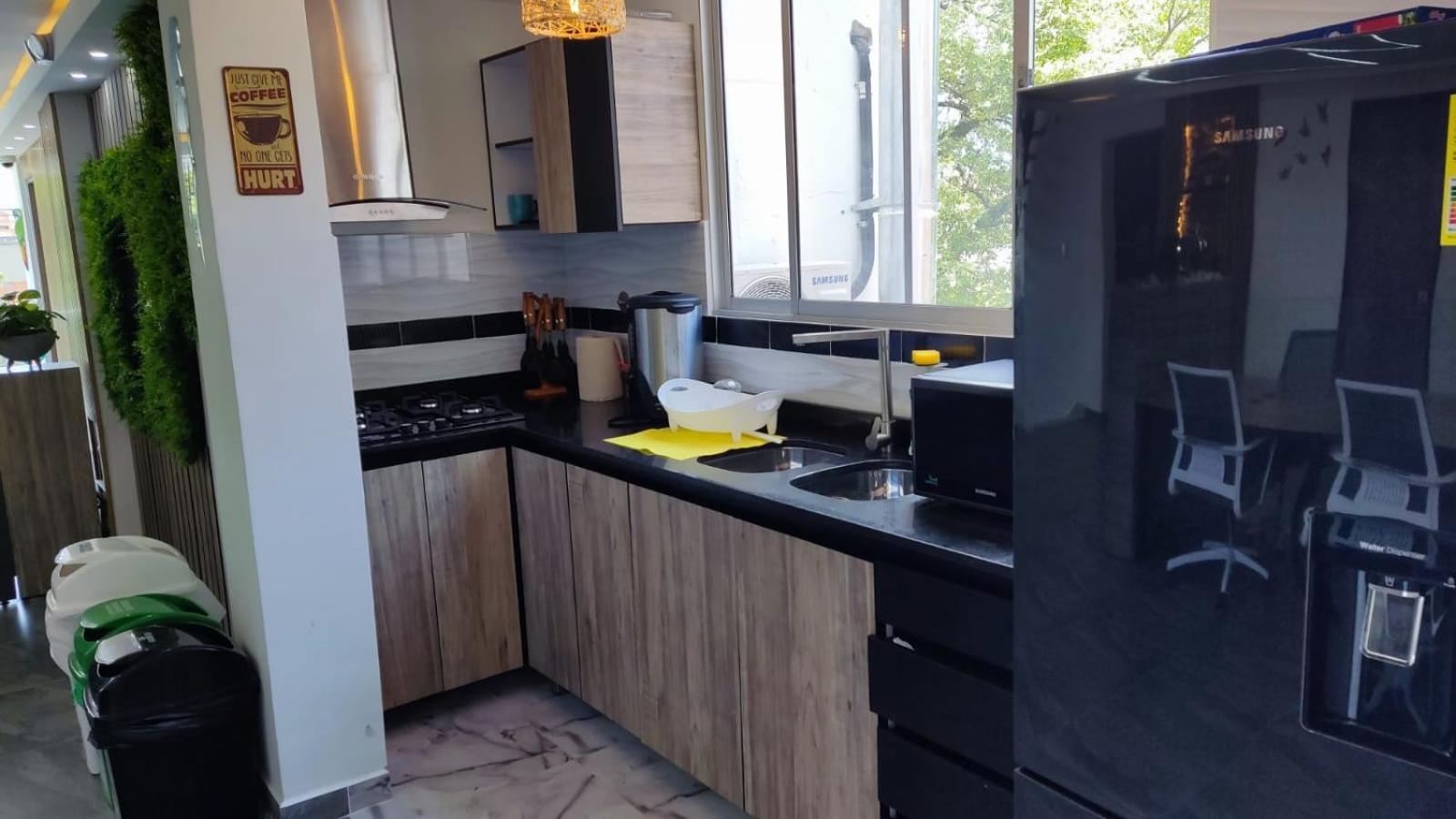 Hostel Boutique Nido De Loros Medellín Dış mekan fotoğraf