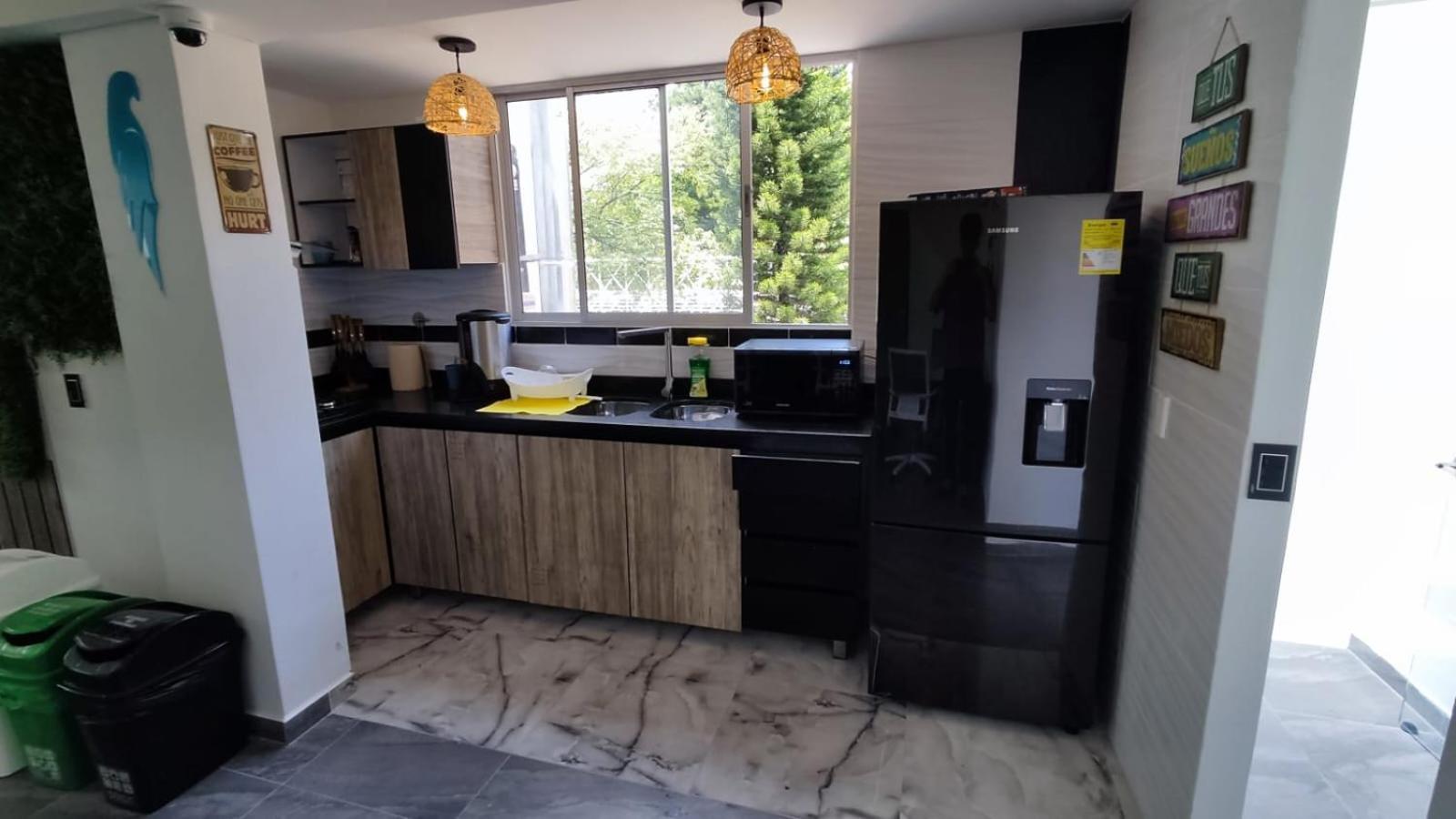 Hostel Boutique Nido De Loros Medellín Dış mekan fotoğraf