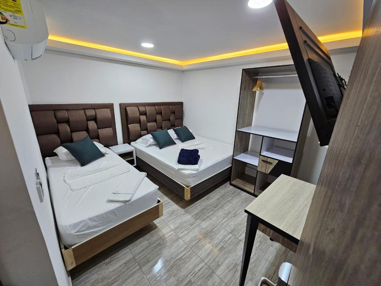 Hostel Boutique Nido De Loros Medellín Dış mekan fotoğraf