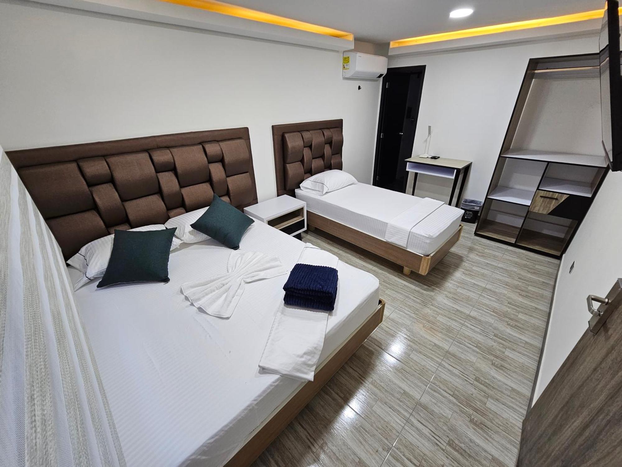 Hostel Boutique Nido De Loros Medellín Dış mekan fotoğraf