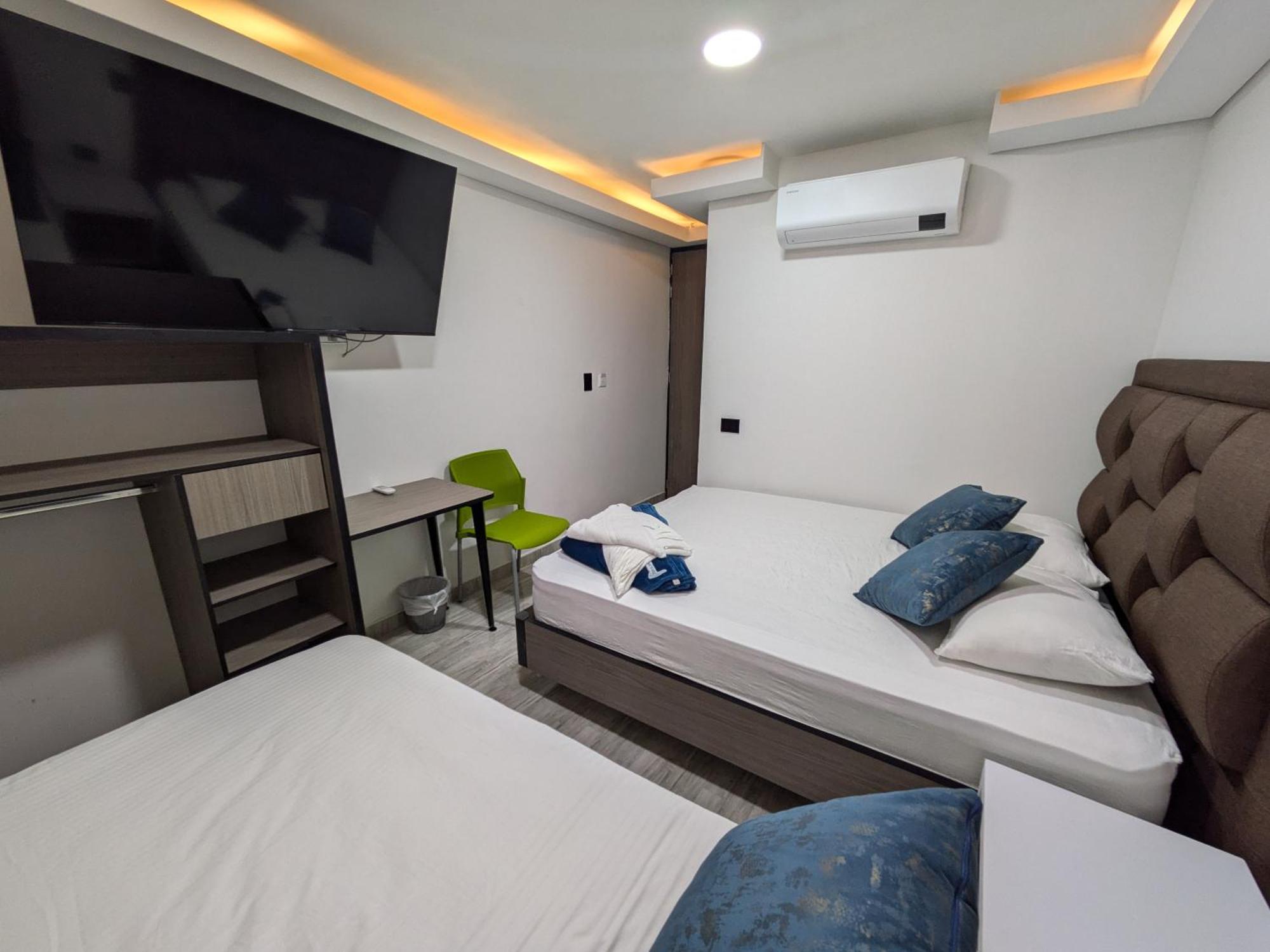 Hostel Boutique Nido De Loros Medellín Dış mekan fotoğraf